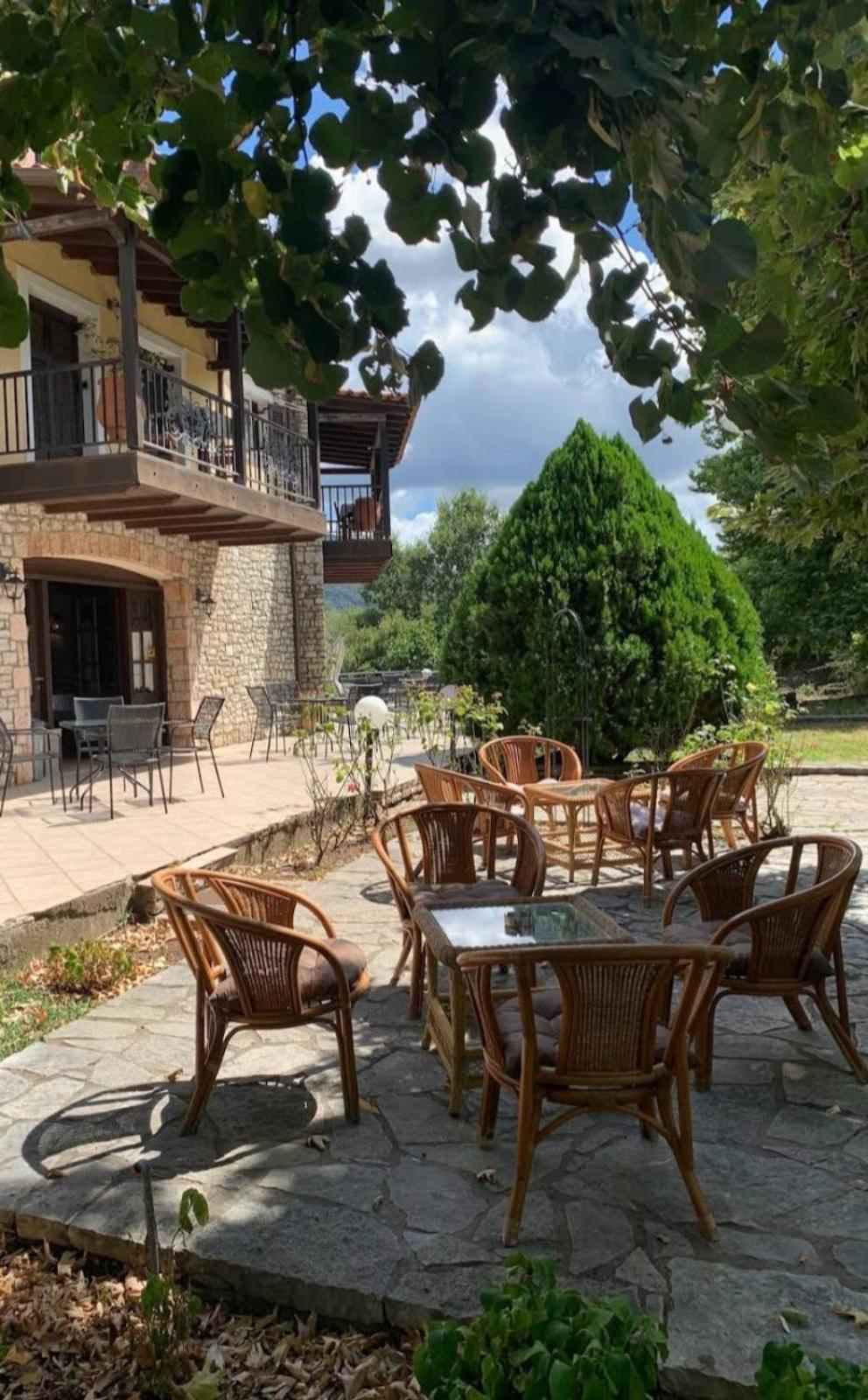 Allotino Hotel - Cafe & Snacks Lagkadia Zewnętrze zdjęcie